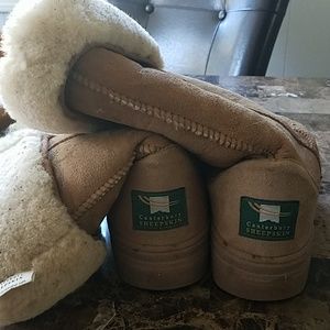 Sheepskin boots size 10